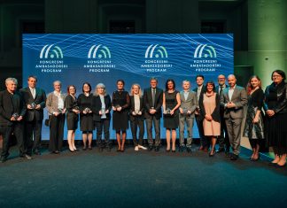 13 prejemnikov naziva Kongresna Ambasadorka in Kongresni Ambasador za leto 2023