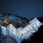 f010088-predjamski_grad_iztok_medja_1-photo-m